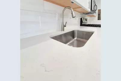 65 Bayberry Ln #65, Dartmouth, MA 02747 - Photo 4