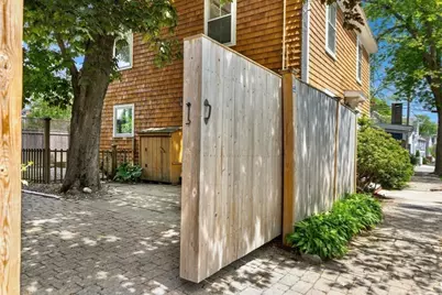 48 Carter St, Newburyport, MA 01950 - Photo 32