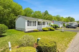 84 Trailwood Dr, Bridgewater, MA 02324 - Photo 1