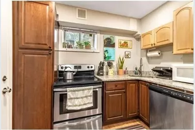 3 Allen Rd #1, Boston, MA 02135 - Photo 8