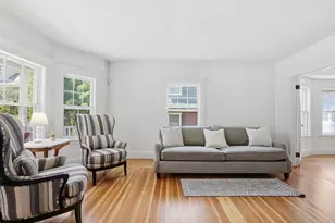 2 Eaton Ct, Winchester, MA 01890 - Photo 8