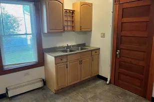 318-320 Winsor St, Ludlow, MA 01056 - Photo 4