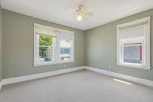 245 Tremont St, New Bedford, MA 02740 - Photo 16