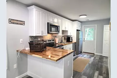 276 Sumner St #2, Stoughton, MA 02072 - Photo 4