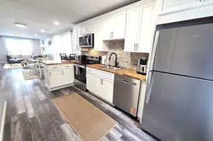 276 Sumner St, Stoughton, MA 02072 - Photo 6