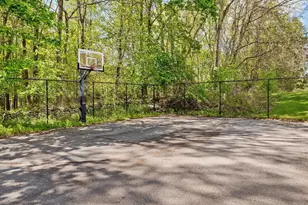 86 Mowry St, Mendon, MA 01756 - Photo 34