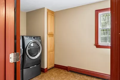 86 Mowry St, Mendon, MA 01756 - Photo 22
