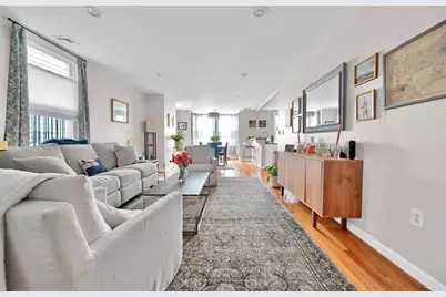 28 Monument St #2, Boston, MA 02129 - Photo 2