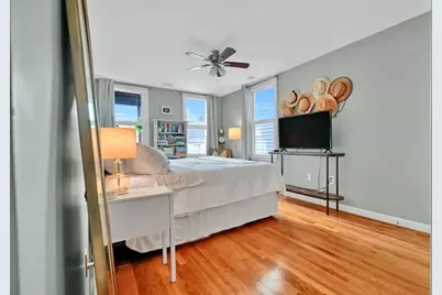 28 Monument St #2, Boston, MA 02129 - Photo 8