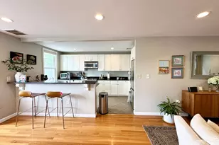 28 Monument St, Boston, MA 02129 - Photo 2
