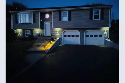 166 Mohawk Dr, Seekonk, MA 02771 - Photo 2