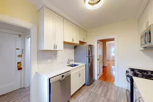311 Tappan St, Brookline, MA 02445 - Photo 14