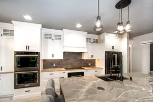 28 S Main St, Carver, MA 02330 - Photo 20