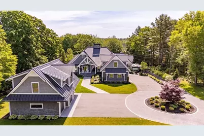 28 S. Main St., Carver, MA 02330 - Photo 1