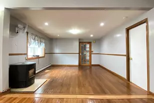 45 Walker St, Lowell, MA 01854 - Photo 8