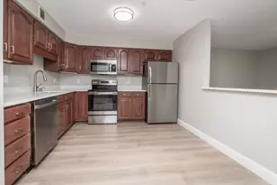 10 Weatherly Dr, Salem, MA 01970 - Photo 2