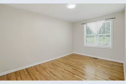 20 Duluth Street, Worcester, MA 01604 - Photo 10