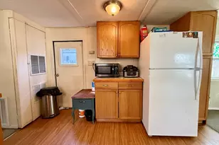 868 Southampton Rd, Westfield, MA 01085 - Photo 4