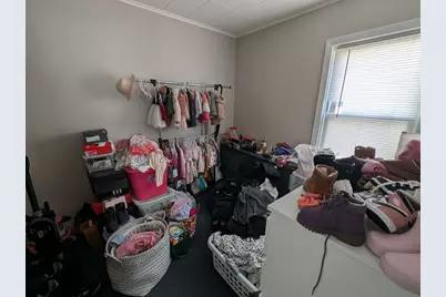131 Thomas St, Fall River, MA 02723 - Photo 18