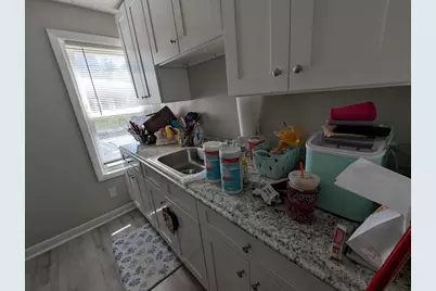 131 Thomas St, Fall River, MA 02723 - Photo 14