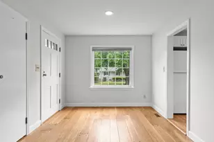 172 Crescent St, Shrewsbury, MA 01545 - Photo 10