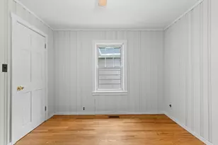 172 Crescent St, Shrewsbury, MA 01545 - Photo 22