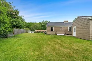 172 Crescent St, Shrewsbury, MA 01545 - Photo 32