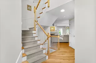 7 Whitney Cir, Natick, MA 01760 - Photo 2
