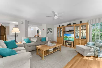 7 Whitney Circle, Natick, MA 01760 - Photo 4