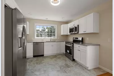 63 Hope St, Springfield, MA 01119 - Photo 2