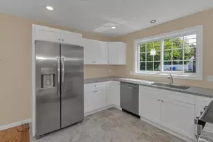 63 Hope St, Springfield, MA 01119 - Photo 2
