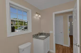 63 Hope St, Springfield, MA 01119 - Photo 12