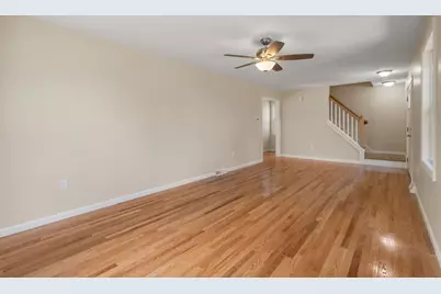 63 Hope St, Springfield, MA 01119 - Photo 12