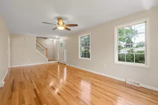63 Hope St, Springfield, MA 01119 - Photo 12