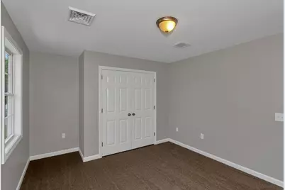 63 Hope St, Springfield, MA 01119 - Photo 14