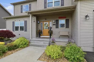 11 Elaine Cir, Springfield, MA 01109 - Photo 4