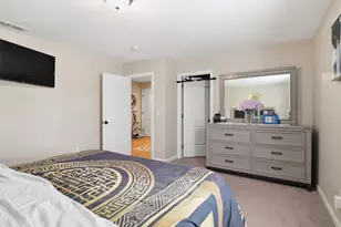 11 Elaine Cir, Springfield, MA 01109 - Photo 30