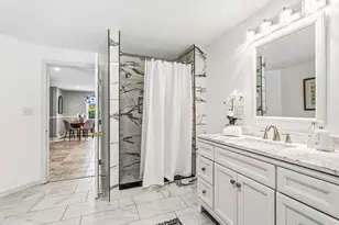 21 Guild St, Lowell, MA 01852 - Photo 18