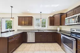 136 Forbes Rd, Rochester, MA 02770 - Photo 6