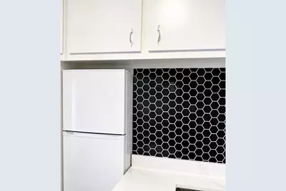 1025 Hancock St #2P, Quincy, MA 02169 - Photo 8