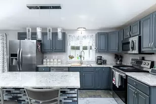 15 Tyler Dr, Holden, MA 01520 - Photo 4