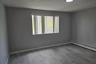 270 East Haverhill, Lawrence, MA 01841 - Photo 4