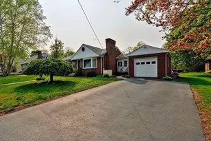 106 Mishawum Rd, Woburn, MA 01801 - Photo 38