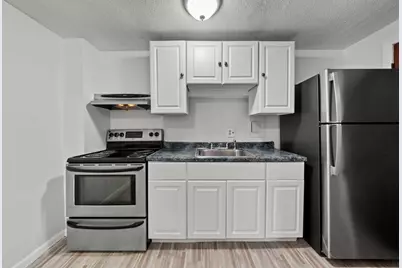 770 Cummins Hwy #1, Boston, MA 02126 - Photo 4