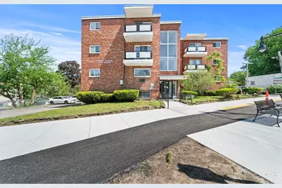 770 Cummins Hwy #1, Boston, MA 02126 - Photo 1