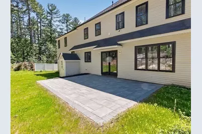 32 Mendon St, Upton, MA 01568 - Photo 10