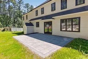 32 Mendon St, Upton, MA 01568 - Photo 10