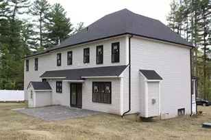 32 Mendon St, Upton, MA 01568 - Photo 8