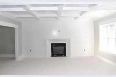32 Mendon St, Upton, MA 01568 - Photo 10
