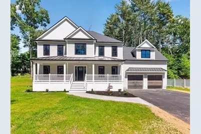 32 Mendon St, Upton, MA 01568 - Photo 8